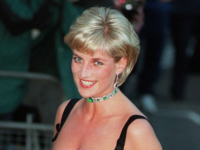 princess diana in emerald necklace